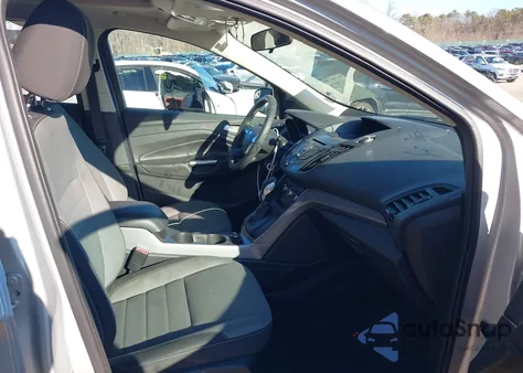 2016 Ford Escape Se z USA, uszkodzony, nr VIN 1FMCU9G91GUA69675